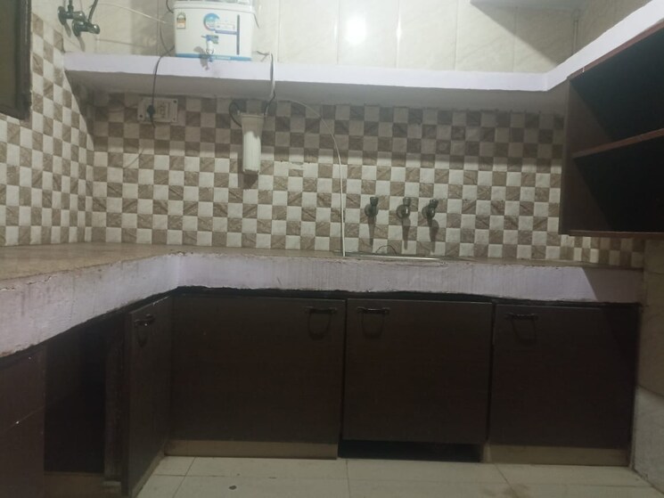 Kitchen, sector 29 3 Bedroom 1700 Sq.Ft. Apartment In Sector 29 Noida 8208431