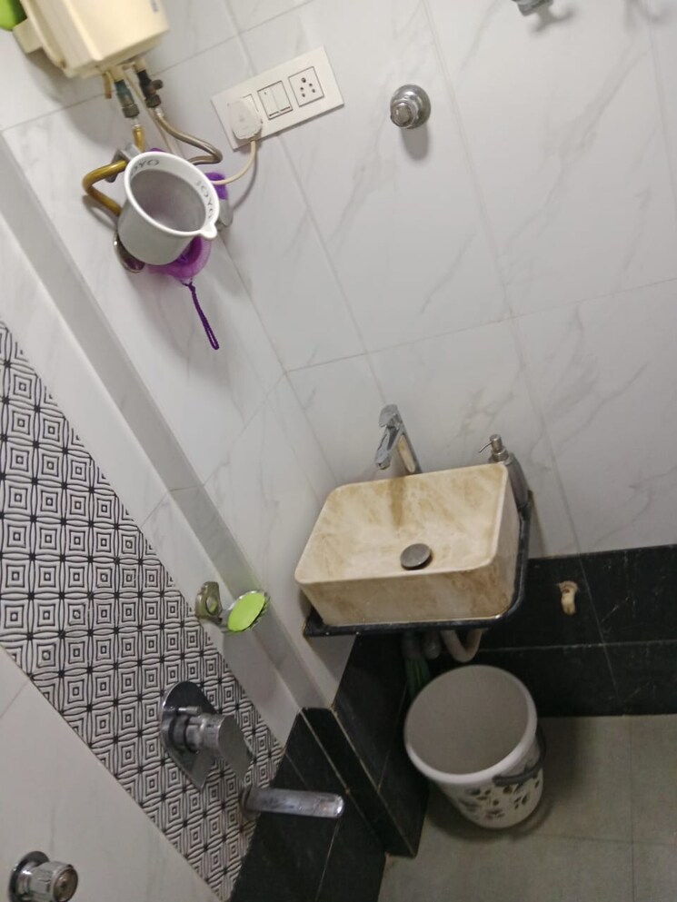 Bathroom, seawoods 2 Bedroom 800 Sq.Ft. Apartment In Seawoods Navi Mumbai 8208498