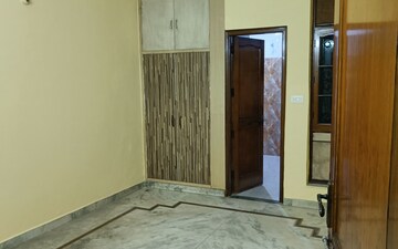 3 BHK Builder Floor For Rent in RWA Apartments Sector 51, Sector 51