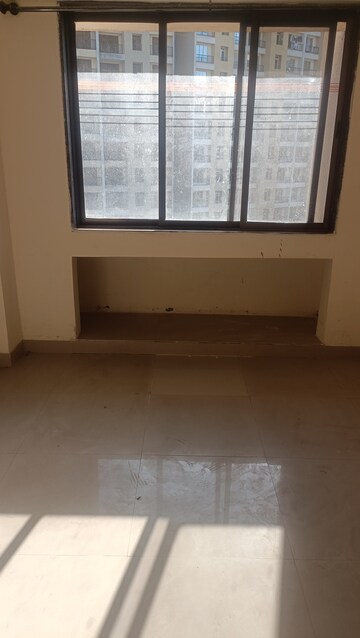 Room in 2 BHK Apartment at Evershine Avenue A6, Virar West – for Rent