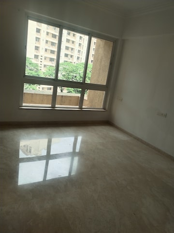 Room in 4 BHK Apartment at Hiranandani Garden Ambrossia, Powai – for Sale