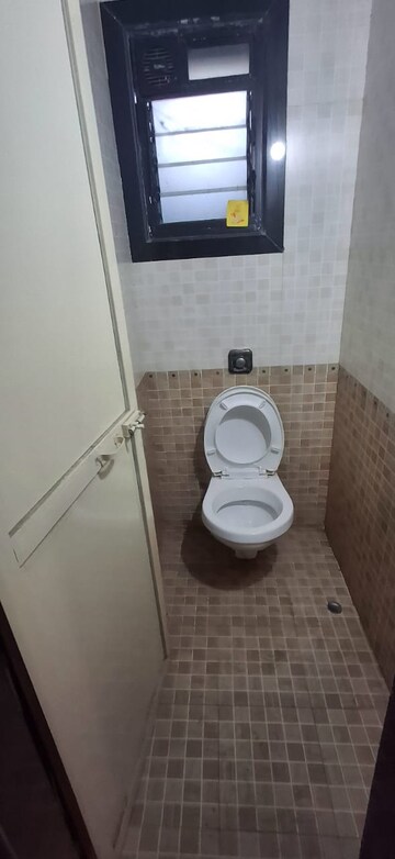 Bathroom in 1 BHK Apartment at Yamuna Villa, Andheri West – for Rent