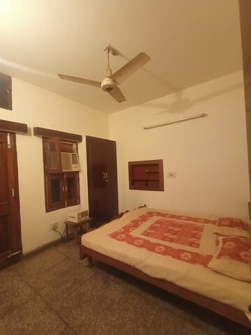 2 BHK Independent House For Rent in Sector 10