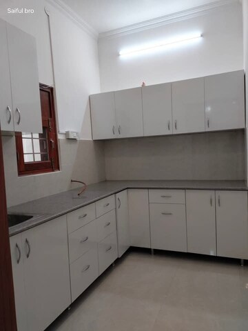 Kitchen in 2 BHK Builder Floor at Sector 43 – for Rent