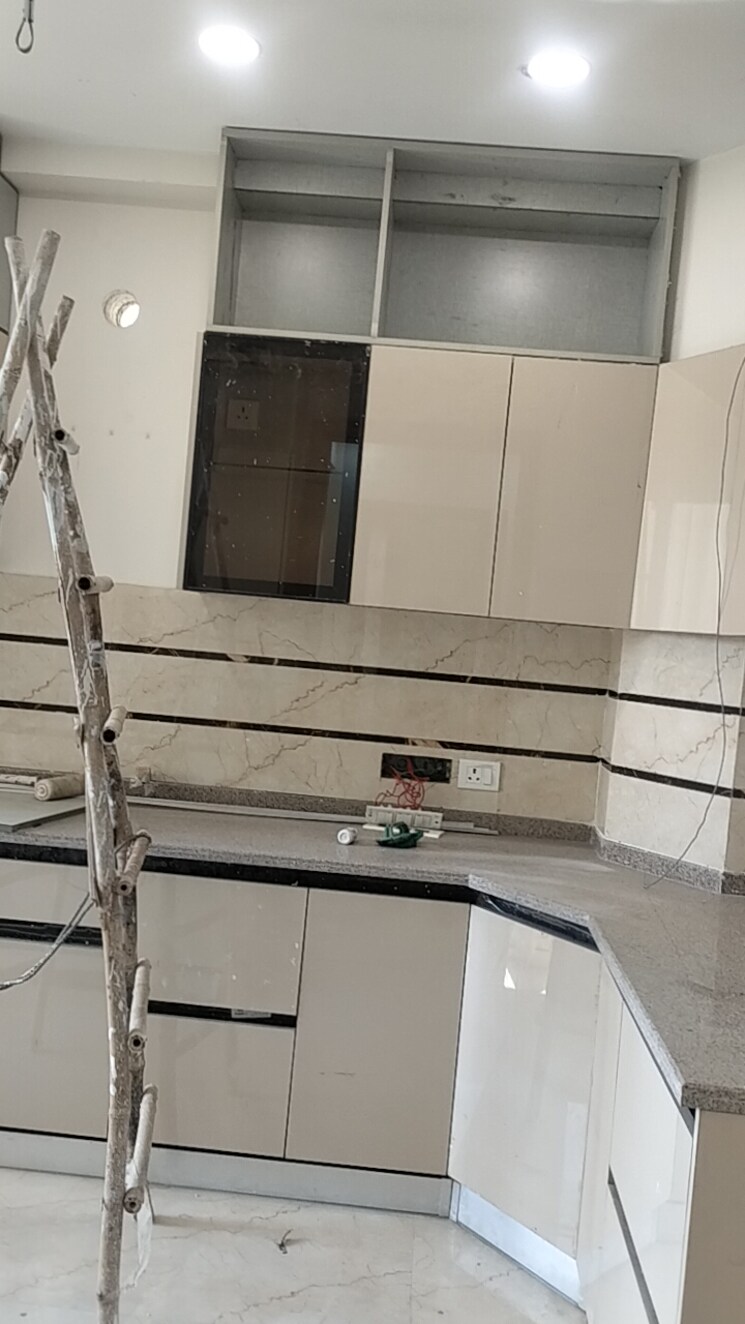 Kitchen, santur-aspira 3 Bedroom 1920 Sq.Ft. Apartment In Sector 3 Gurgaon 8208592