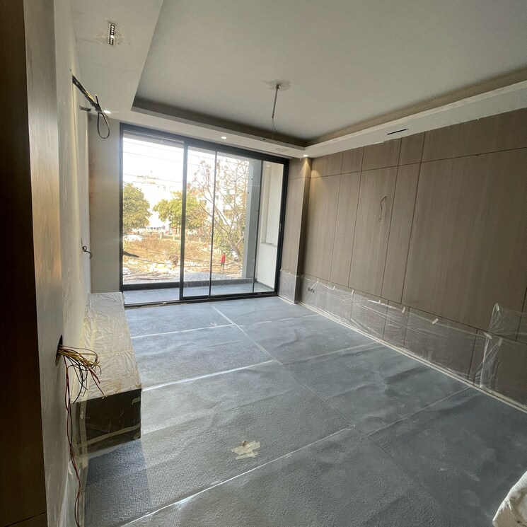 Room, sushant-lok-2 4 Bedroom 240 Sq.Yd. Builder Floor In Sector 56 Gurgaon 8208598