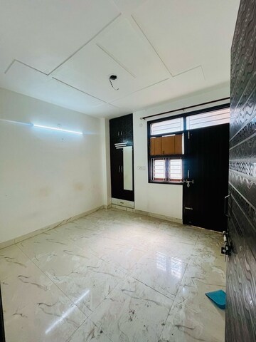 Bedroom in 3 BHK Builder Floor at Dwarka Mor – for Rent