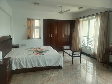 Bedroom in 5 BHK Apartment at Hiranandani Gardens, Powai – for Rent