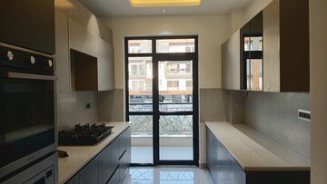 Room in 4 BHK Apartment at 4S Aradhya Extension, Sector 67a – for Sale
