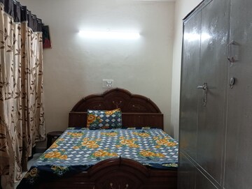 Room in  Pg at Baltana – for Rent