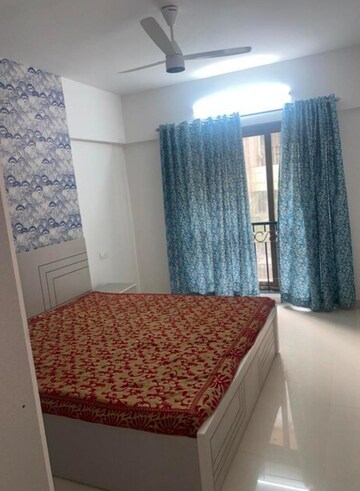 Bedroom in 2 BHK Apartment at Kanakia Spaces Sevens, Andheri East – for Rent