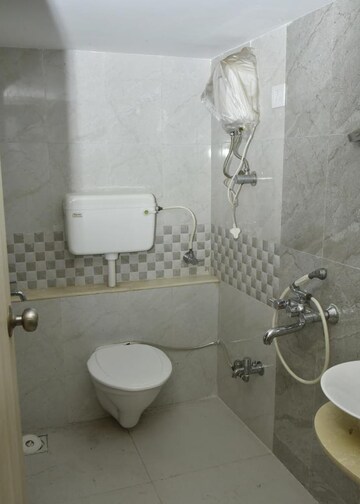 Bathroom in 1 BHK Apartment at Unique Aurum, Mira Road – for Sale