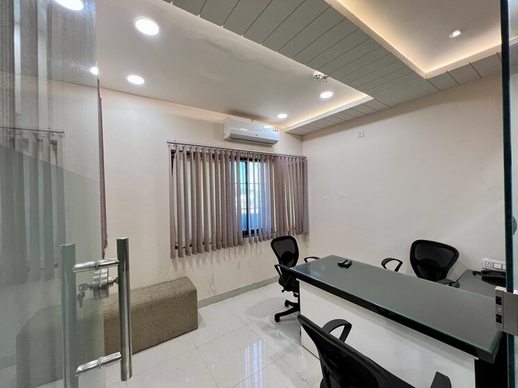 Team Area, hoshangabad road Commercial Office Space 1000 Sq.Ft. In Hoshangabad Road Bhopal 8208753