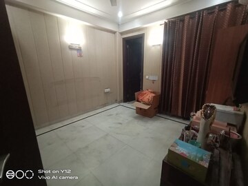 Bedroom in 3 BHK Builder Floor at Kailash Colony – for Rent