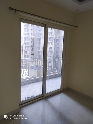 Room in 3 BHK Apartment at Prateek Grand City, Siddharth Vihar – for Sale