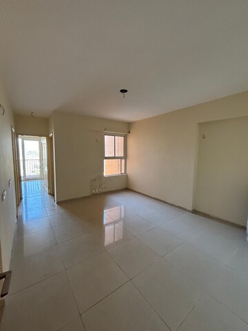 Room in 2 BHK Apartment at Wave Dream Homes, Wave City – for Sale