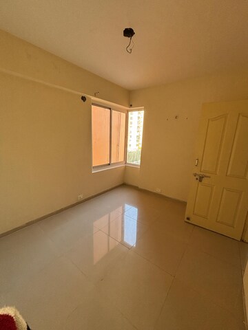 Room in 2 BHK Apartment at Wave Dream Homes, Wave City – for Sale