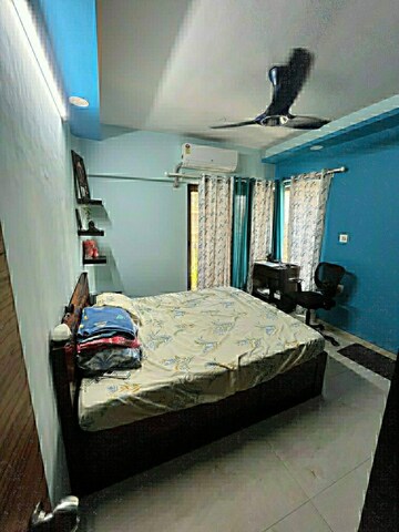 Bedroom in 2 BHK Apartment at Raj Rudram Apartments, Goregaon East – for Rent