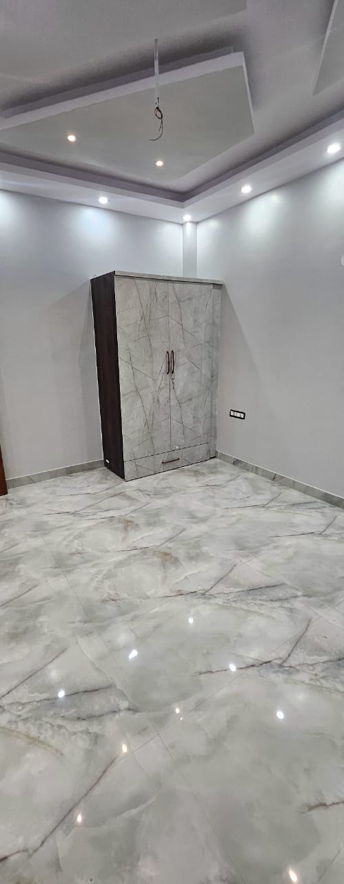 6 BHK Builder Floor For Sale in Dream Homes 