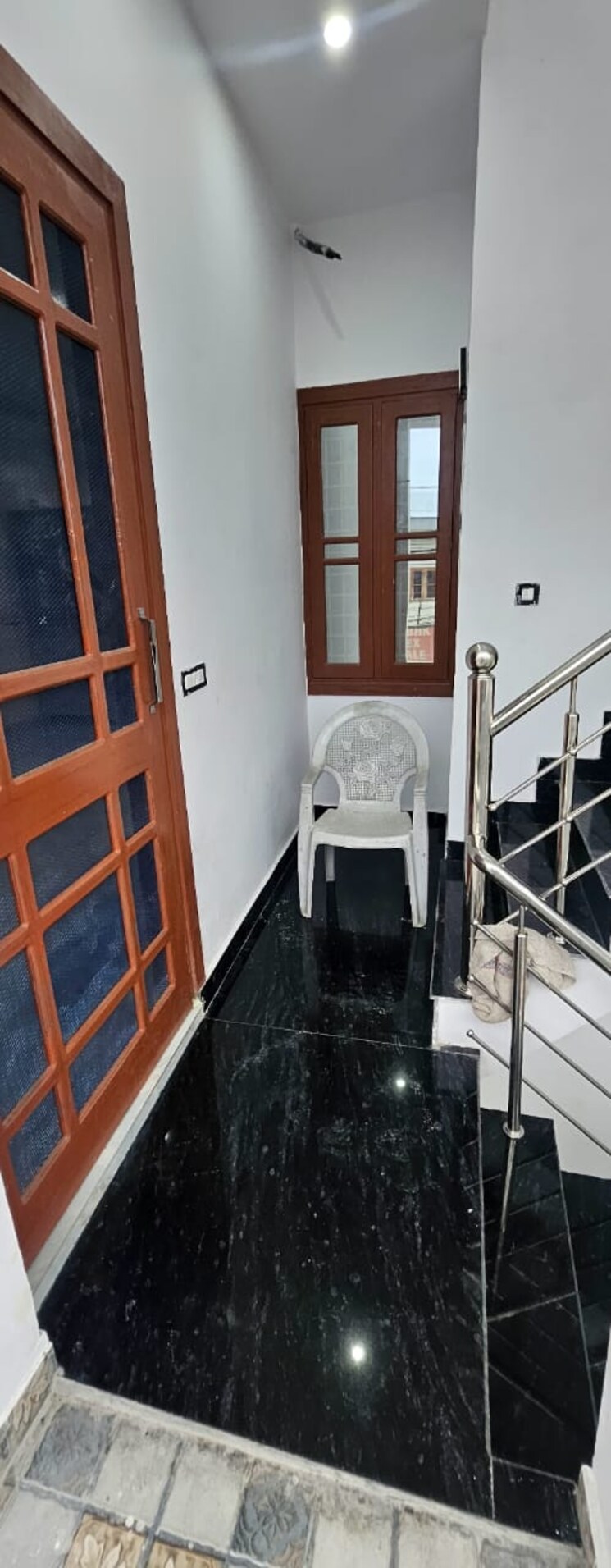 Balcony, niranjanpur 6 Bedroom 137 Sq.Yd. Builder Floor In Niranjanpur Dehradun 8208842