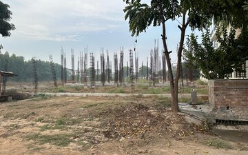 Plot For Sale in Sector 117