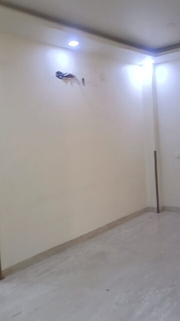 Room in 3 BHK Builder Floor at New Rajinder Nagar – for Rent