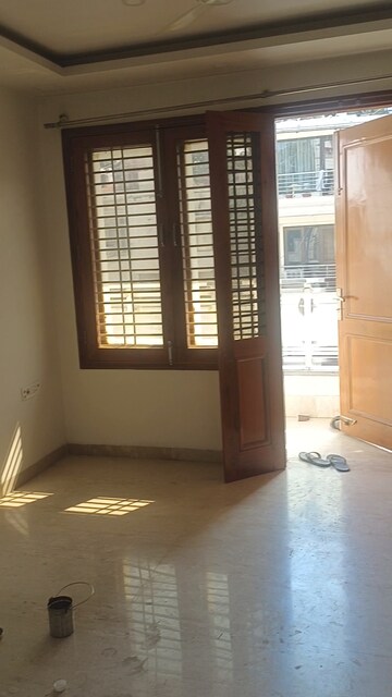 Room in 3 BHK Builder Floor at New Rajinder Nagar – for Rent