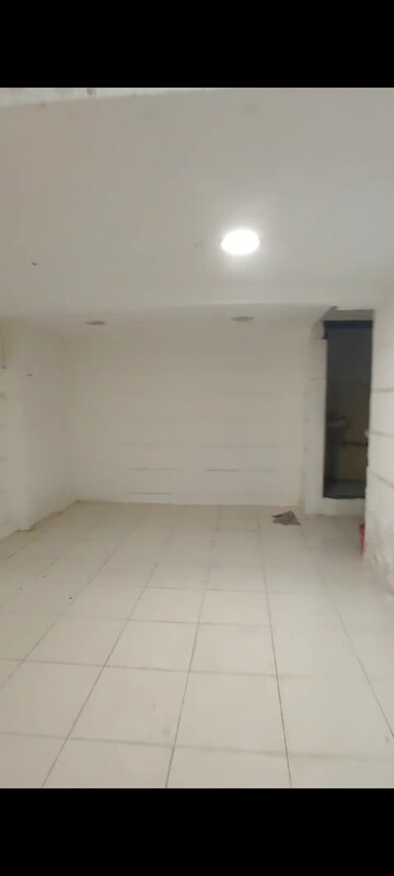 Commercial Shop 300 Sq.Ft. For Rent in Dadar West Mumbai  8208906