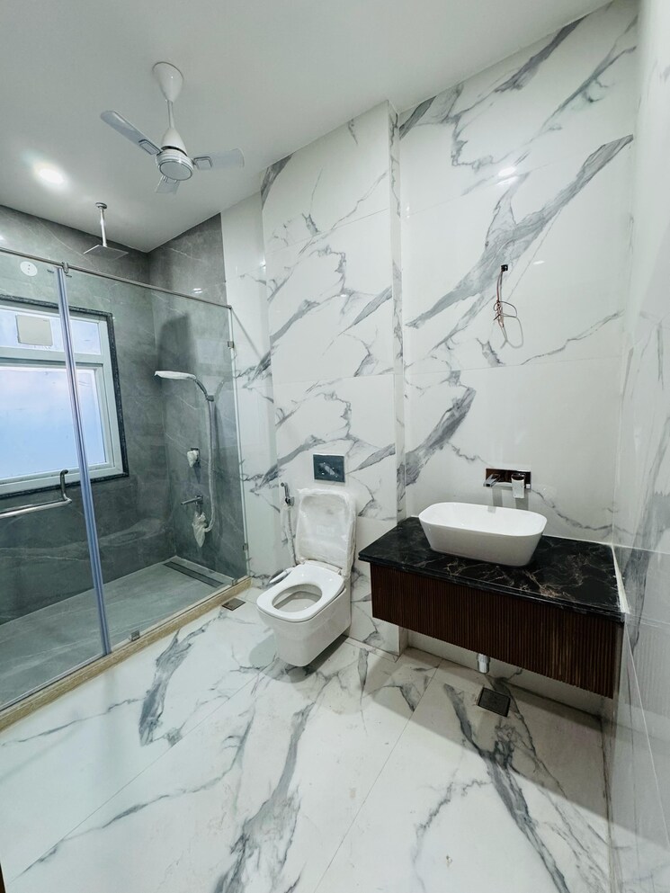 Master Bedroom, saket 4 Bedroom 400 Sq.Yd. Independent House In Saket Delhi 8208953