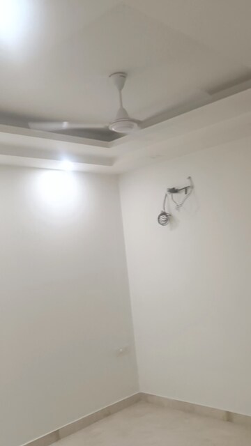 Room in 3 BHK Builder Floor at New Rajinder Nagar – for Rent