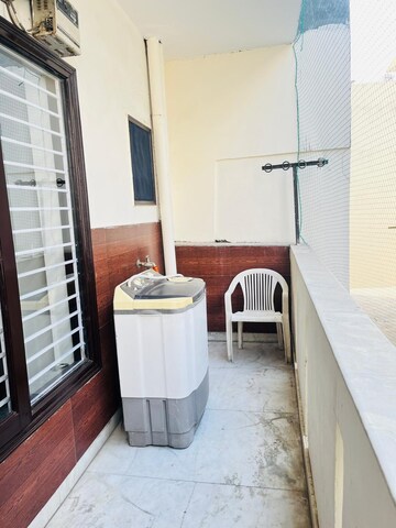 Kitchen in 2 BHK Builder Floor at Sector 47 – for Rent
