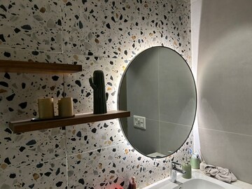 Attached Bathroom in 3.5 BHK Villa at Vipul Tatvam Villas, Sector 48 – for Rent
