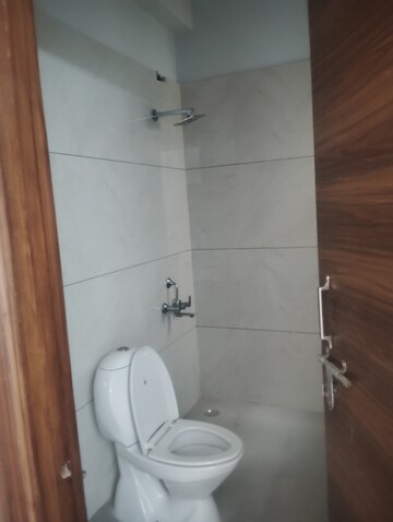 Bathroom in Studio Independent House at Sector 45 – for Rent
