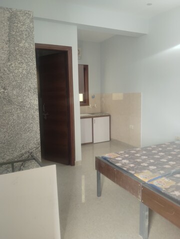 Room in Studio Independent House at Sector 45 – for Rent