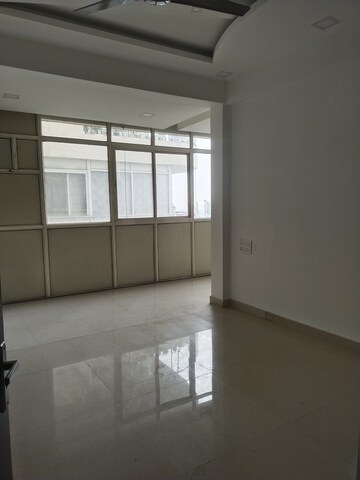Staircase in 4 BHK Apartment at Bhawna Apartment, Sector 43 – for Sale