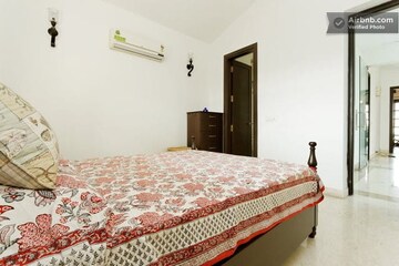 Bedroom in 4 BHK Villa at Vipul Tatvam Villas, Sector 48 – for Rent