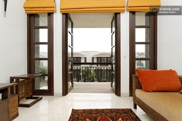 Building Lobby in 4 BHK Villa at Vipul Tatvam Villas, Sector 48 – for Rent