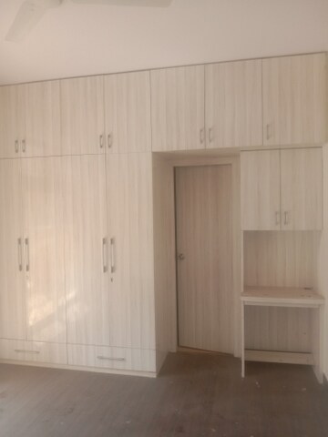3 BHK Apartment For Rent in Mahagun Mywoods, Sector 16c Greater Noida