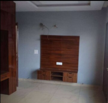 Furnished Amenities in 2 BHK Builder Floor at Aerocity – for Rent