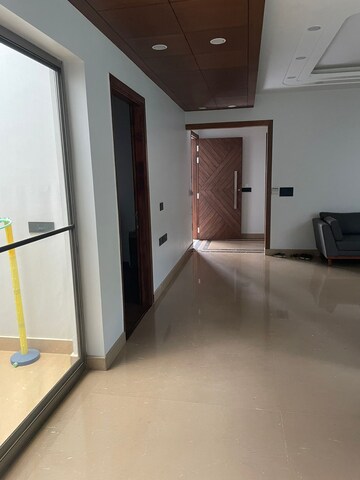 Balcony in 5 BHK Villa at Vipul Tatvam Villas, Sector 48 – for Rent