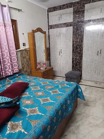 Bedroom in 2.5 BHK Apartment at Paschim Vihar – for Rent