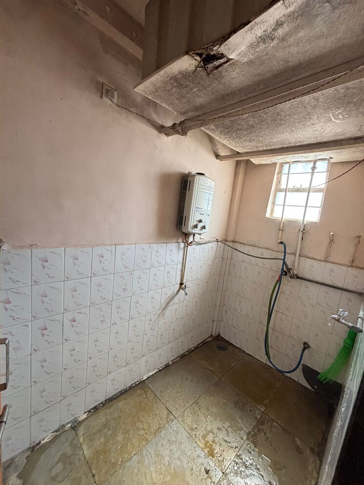 Bathroom, ganesh-kunj-dhankawadi 1 Bedroom 590 Sq.Ft. Apartment In Dhankawadi Pune 8209084