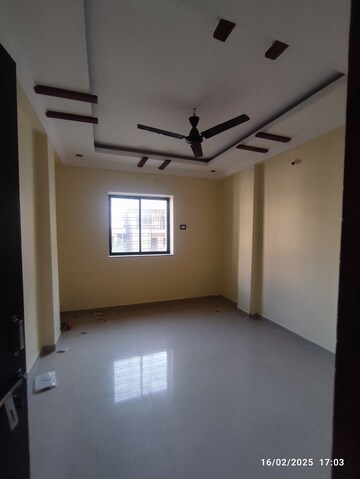 Room in 2 BHK Apartment at Manish Nagar – for Sale