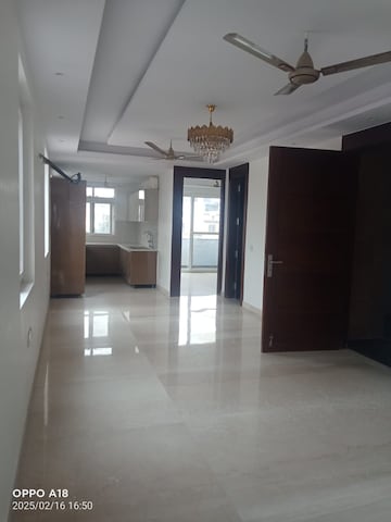 3 BHK Builder Floor For Rent in Vivek Vihar Delhi  8209104