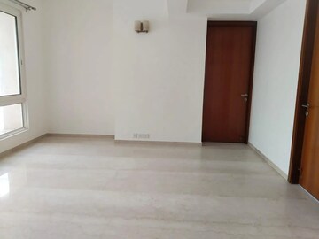 Room in 3 BHK Apartment at Orris Aster Court, Sector 85 – for Sale