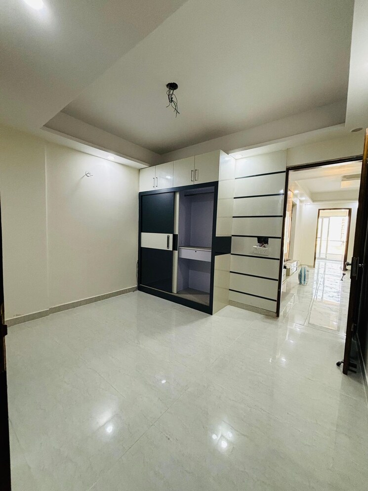 Room, charms-castle 3 Bedroom 1500 Sq.Ft. Apartment In Raj Nagar Extension Ghaziabad 8209134