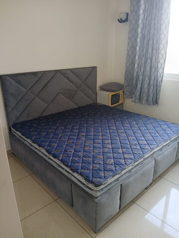 Bedroom in 2 BHK Apartment at Pakhowal Road – for Rent