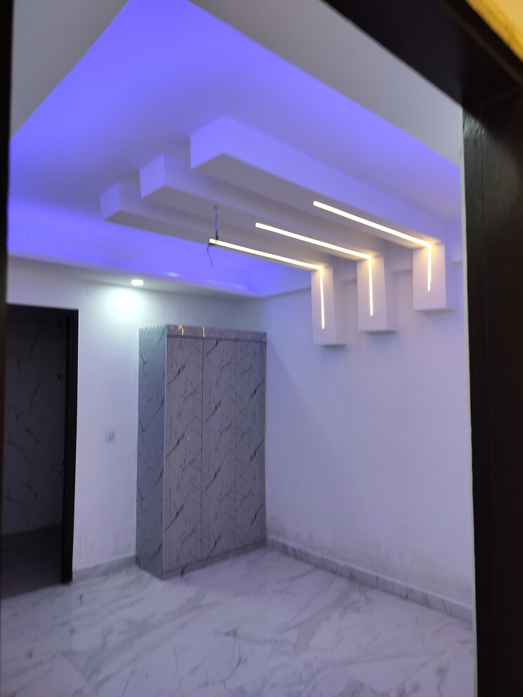 Room, msp-arihant-apartments 3 Bedroom 1325 Sq.Ft. Builder Floor In Sector 73 Noida 8209197