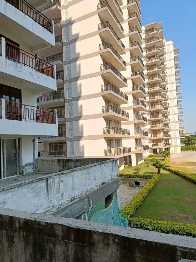 Exterior View, cosmos-express-99 3 Bedroom 1750 Sq.Ft. Apartment In Sector 99 Gurgaon 8209225