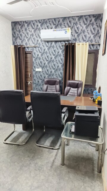  Office Space For Rent in Gomti Nagar